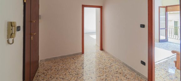 3 bedrooms Apartment in Battipaglia, Italy No. 323305 4