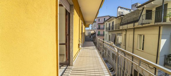 3 bedrooms Apartment in Battipaglia, Italy No. 323305 9