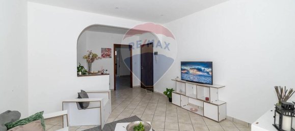 Apartamento T2 em Aci Catena, Italy N.º 168405 7