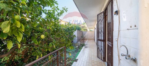 Apartamento T2 em Aci Catena, Italy N.º 168405 19