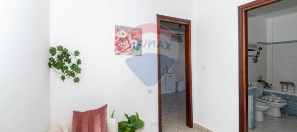 Apartamento T2 em Aci Catena, Italy N.º 168405 21