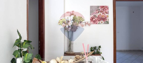 Apartamento T2 em Aci Catena, Italy N.º 168405 10