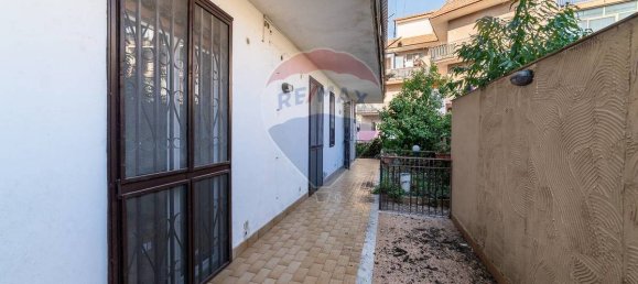Apartamento T2 em Aci Catena, Italy N.º 168405 20