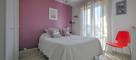 Casa de 3 dormitorios en Saint-Andre-les-Vergers, France No. 53845 2