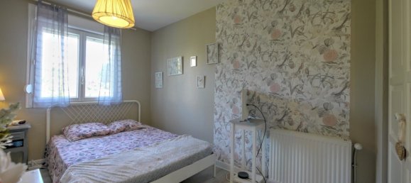 Casa de 3 dormitorios en Saint-Andre-les-Vergers, France No. 53845 8