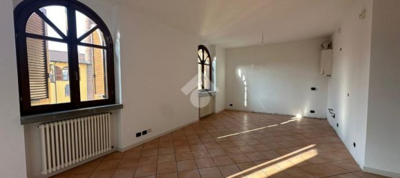 Apartamento de 2 dormitorios en Palazzolo sull'Oglio, Italy No. 66181 2