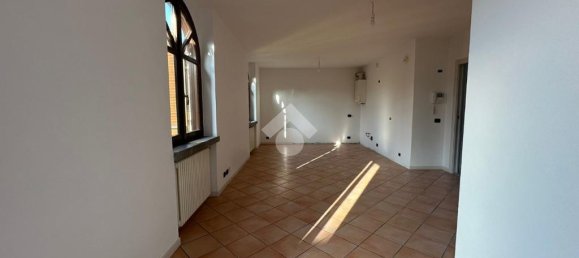 Apartamento de 2 dormitorios en Palazzolo sull'Oglio, Italy No. 66181 11