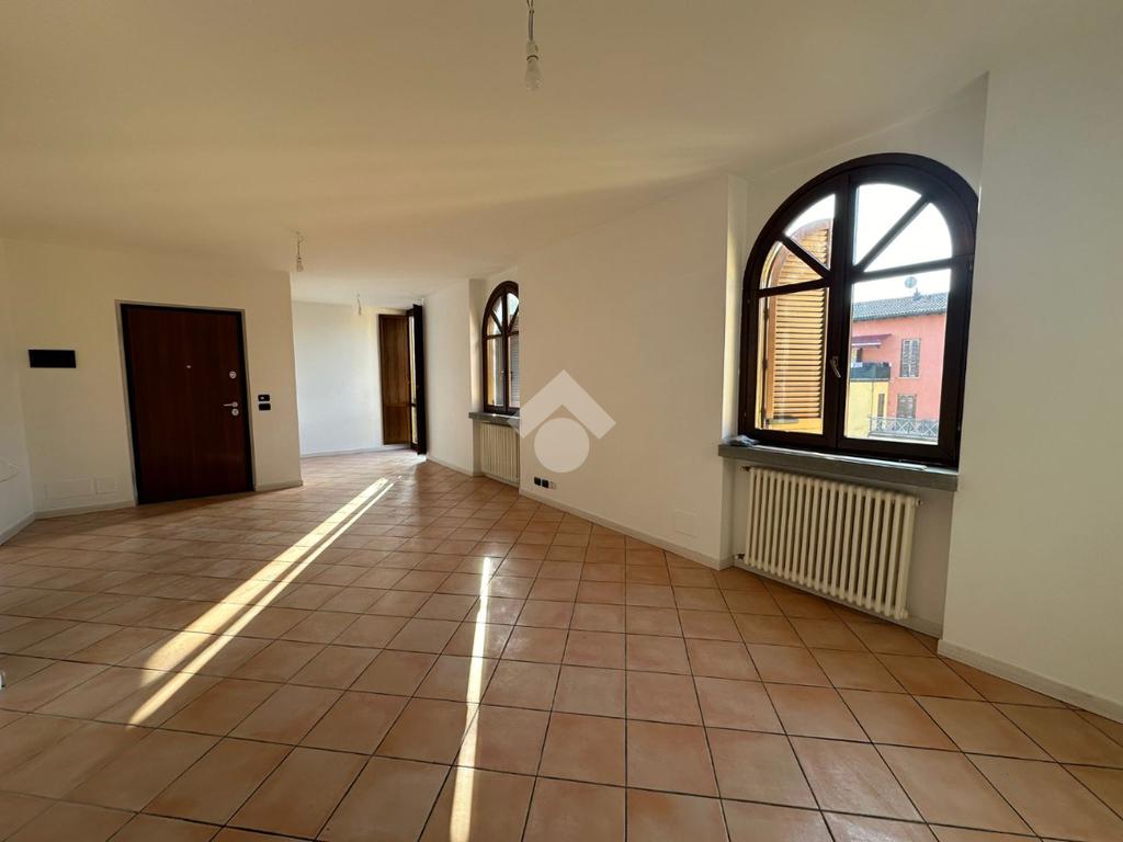 Apartamento de 2 dormitorios en Palazzolo sull'Oglio, Italy No. 66181
