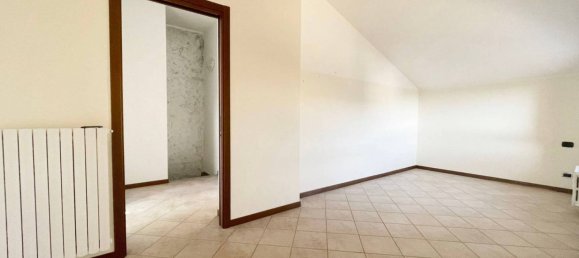 Casa de 2 dormitorios en Inverigo, Italy No. 121816 15