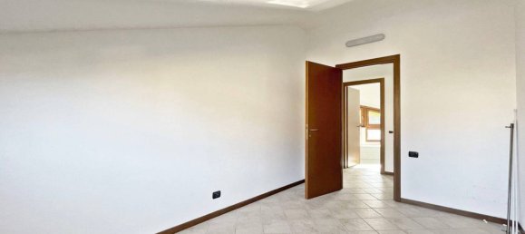 Casa de 2 dormitorios en Inverigo, Italy No. 121816 17