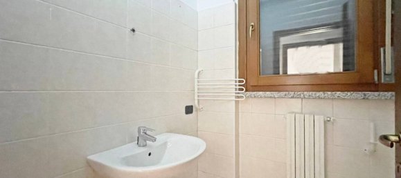 Casa de 2 dormitorios en Inverigo, Italy No. 121816 11