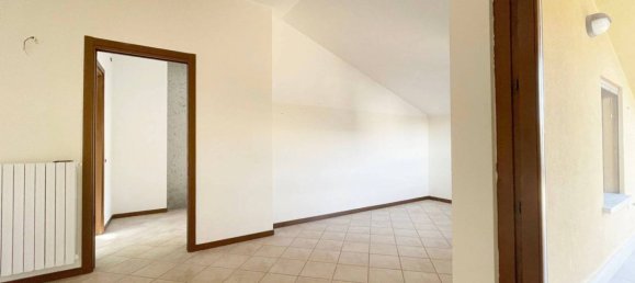 Casa de 2 dormitorios en Inverigo, Italy No. 121816 14