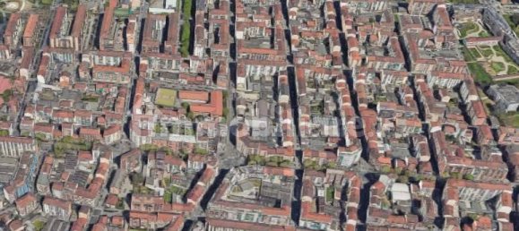 2 Schlafzimmer Wohnung in Turin, Italy, Nr. 258587 8