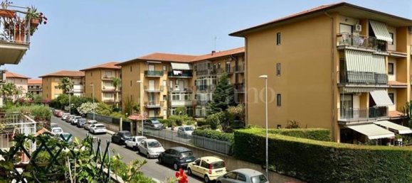 Квартира с 4 комнатами в Треместьери Этнео, Италия № 85244 10