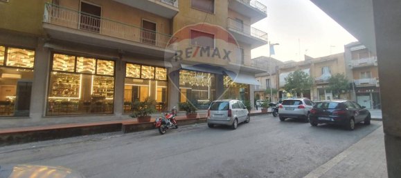 1 bedroom Commercial property in Caltagirone, Italy No. 319030 3
