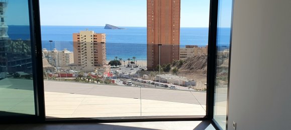 Apartamento de 2 dormitorios en Benidorm, Spain No. 11214 10