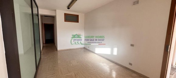 6 rooms Apartment in Comiso, Italy No. 114181 8