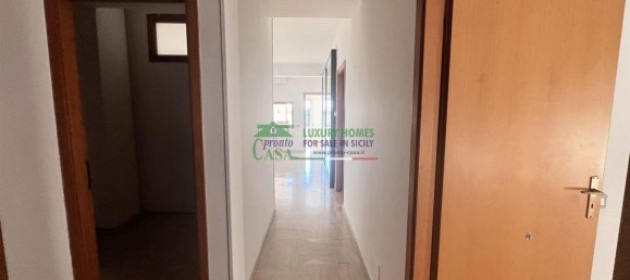 6 rooms Apartment in Comiso, Italy No. 114181 11