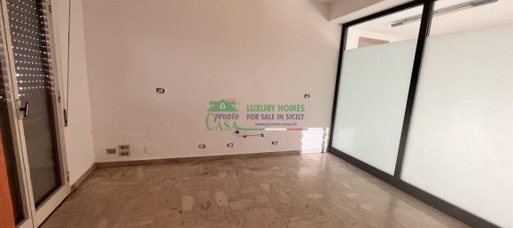 6 rooms Apartment in Comiso, Italy No. 114181 6