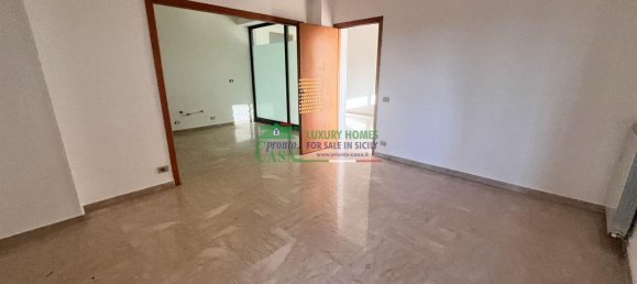 6 rooms Apartment in Comiso, Italy No. 114181 13