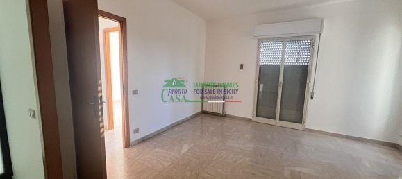6 rooms Apartment in Comiso, Italy No. 114181 7
