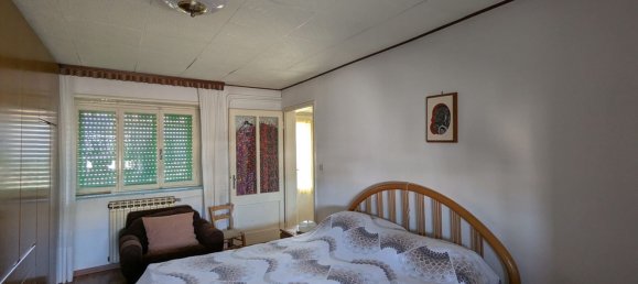 4 rooms House in Udine, Italy No. 292872 9