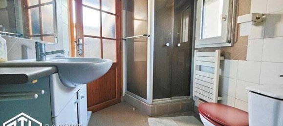 3 Schlafzimmer Doppelhaus in Villemomble, France, Nr. 142143 11