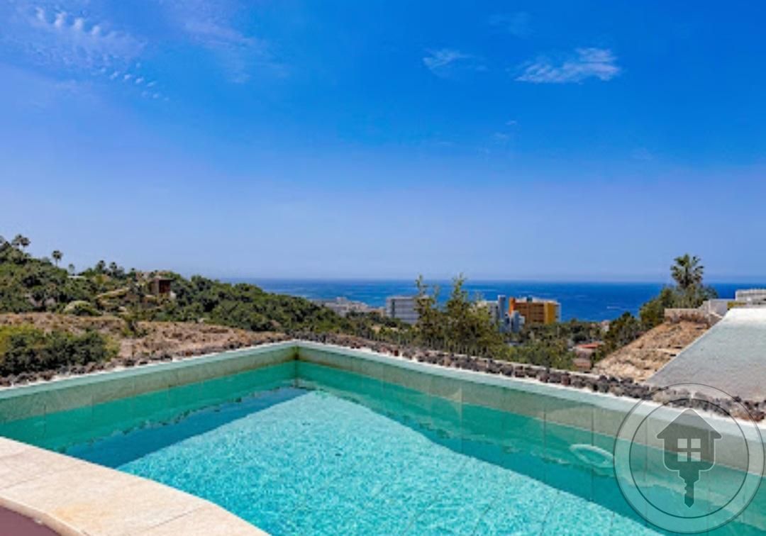 Moradia em banda T3 em Adeje, Spain N.º 21212