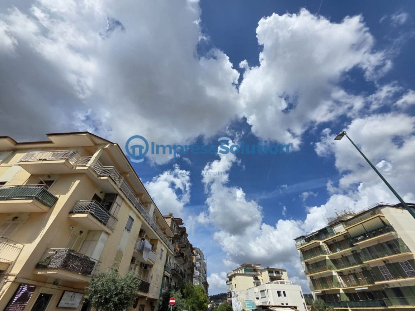 36m² Commercial property in Naples, Italy No. 349530