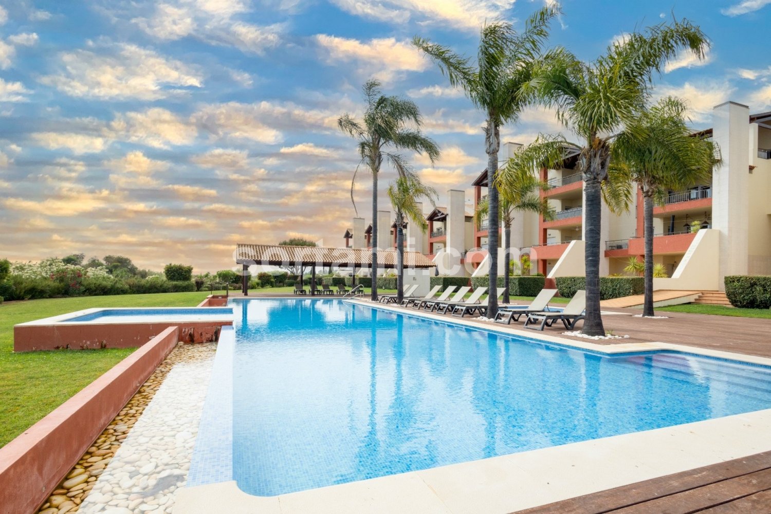 3 bedrooms Apartment in Quarteira, Portugal No. 237505