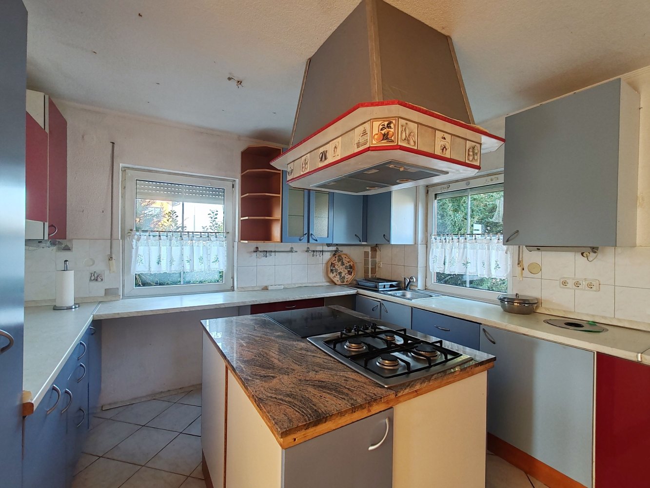 Дом с 7 комнатами в Мангейм, Германия № 49882