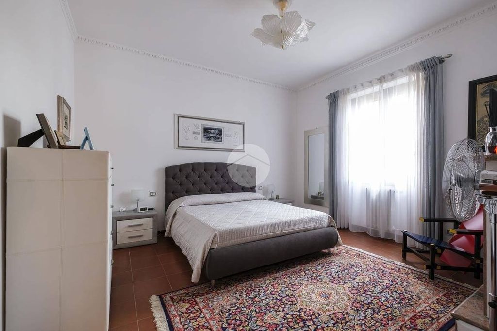 4 Schlafzimmer Villa in Vermezzo con Zelo, Italy, Nr. 310014