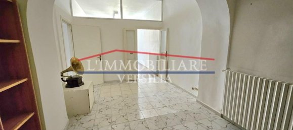4 rooms Apartment in Massa, Italy No. 260647 2
