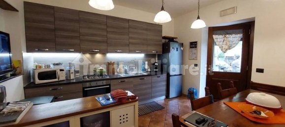 3 Schlafzimmer Wohnung in Arezzo, Italy, Nr. 207344 19