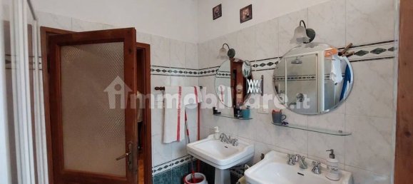 3 Schlafzimmer Wohnung in Arezzo, Italy, Nr. 207344 9