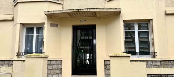 2 bedrooms Apartment in Le Vesinet, France No. 128343 15