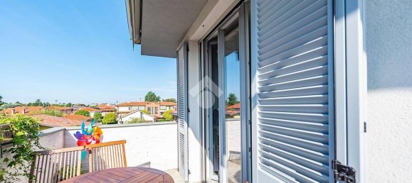 Ático de 3 dormitorios en Lainate, Italy No. 337510 13