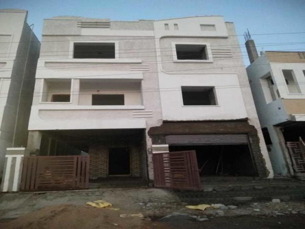 2 bedrooms House in Hyderabad, India No. 28029
