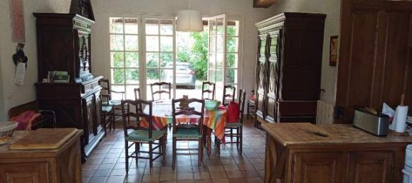 5 bedrooms House in Courcay, France No. 295281 5