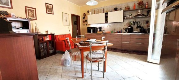 4 rooms Apartment in Palermo, Italy No. 82366 23