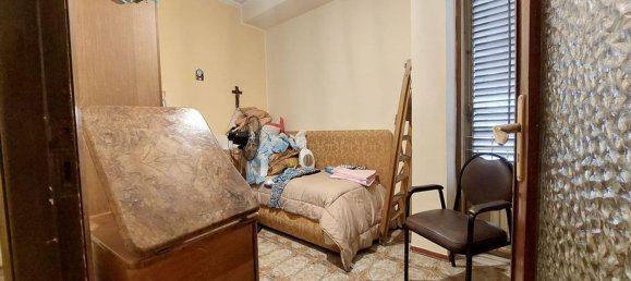 4 rooms Apartment in Palermo, Italy No. 82366 13