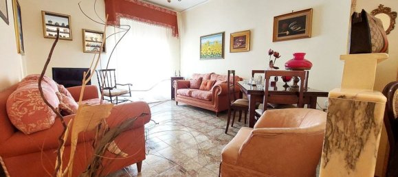 4 rooms Apartment in Palermo, Italy No. 82366 3