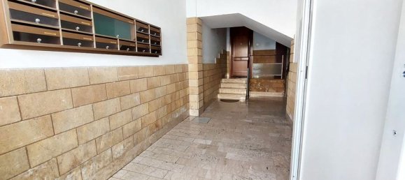 4 rooms Apartment in Palermo, Italy No. 82366 5