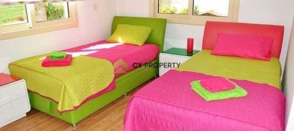 3 Schlafzimmer Haus in Mazotos, Cyprus, Nr. 10814 6