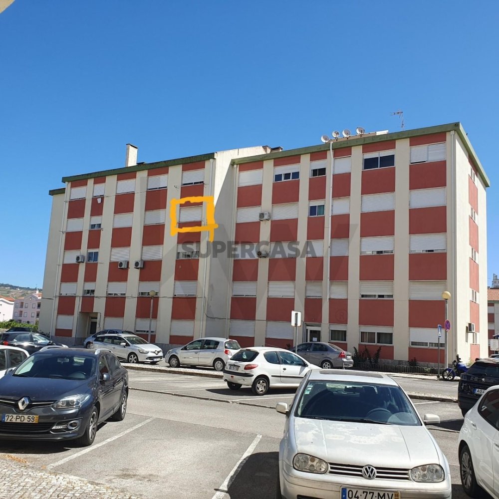 2 bedrooms Apartment in Arruda dos Vinhos, Portugal No. 352980