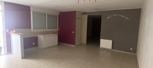 Здание с 1 комнатой в Борд, Франция № 210539 8