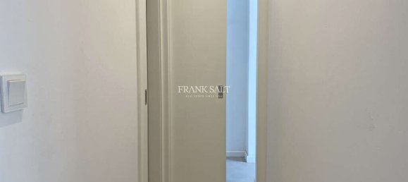 2 bedrooms Apartment in Valletta, Malta No. 10006 11