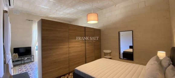 2 bedrooms Apartment in Valletta, Malta No. 10006 4