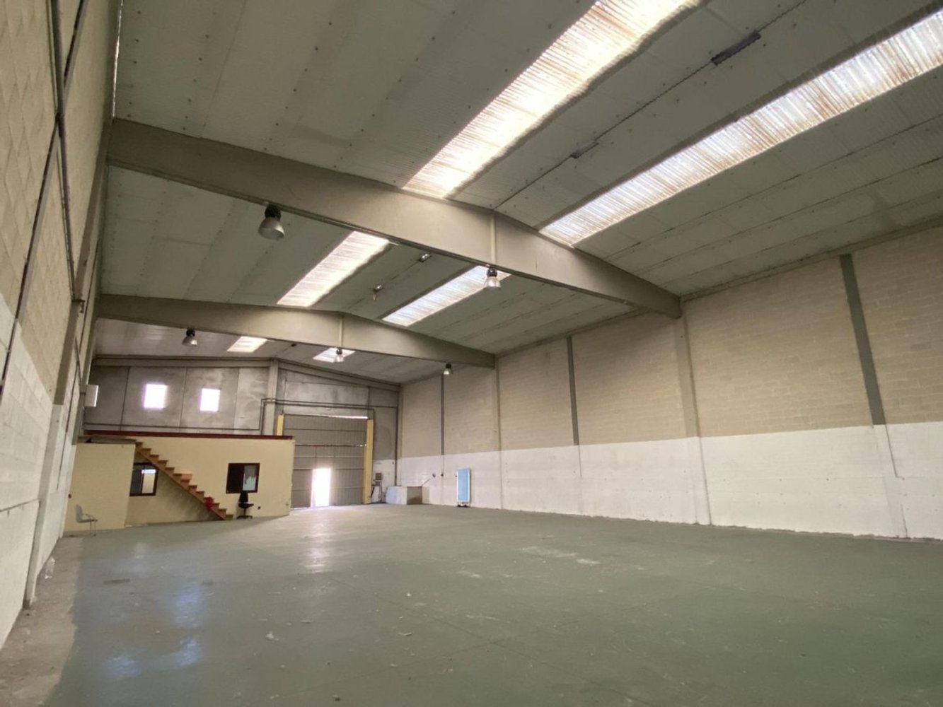 Armazém em Valladolid, Spain 1000 m² N.º 27854