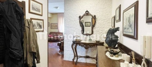 2 Schlafzimmer Wohnung in Reggio Calabria, Italy, Nr. 27860 2